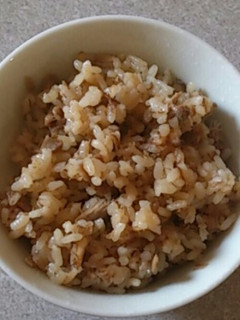 簡単!!なめ茸とシーチキンの炊き込みご飯-レシピのメイン写真