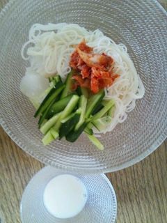 キムチが決め手☆豆乳そうめん-レシピのメイン写真