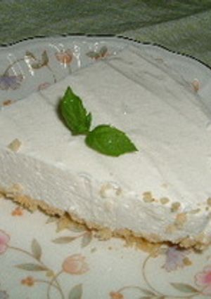 ヨーグルトカルピスムースケーキ-レシピのメイン写真
