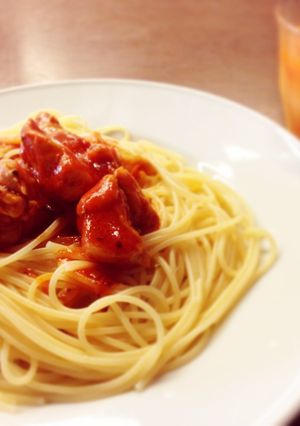 かんたん♪とりとトマトのパスタ-レシピのメイン写真