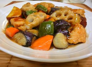 大戸家風＊鶏肉と秋野菜の黒酢餡かけ-レシピのメイン写真