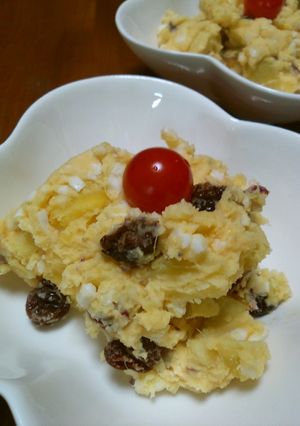 さつま芋と玉子とレーズンのサラダ-レシピのメイン写真