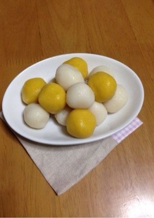 優しい甘さの二色お月見団子-レシピのメイン写真