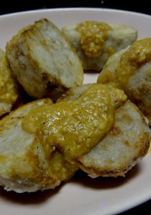 里芋の新定番!?揚げ里芋のゴマ味噌がけ-レシピのメイン写真