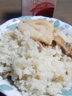 市販の炊き込みご飯に、赤ワイン数滴-レシピのメイン写真