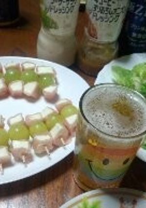 葡萄と生ハムとモッツアレラのピンチョス-レシピのメイン写真