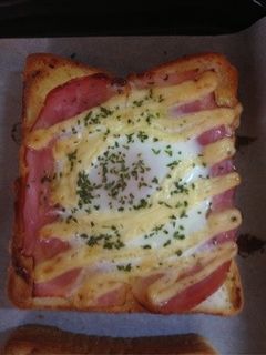 ベーコンエッグトースト-レシピのメイン写真