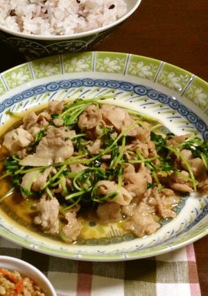 豚肉と豆苗炒め-レシピのメイン写真