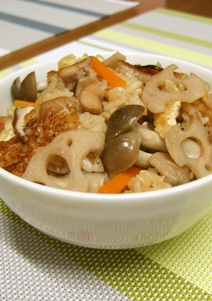 鶏肉とれんこんの炊き込みごはん-レシピのメイン写真