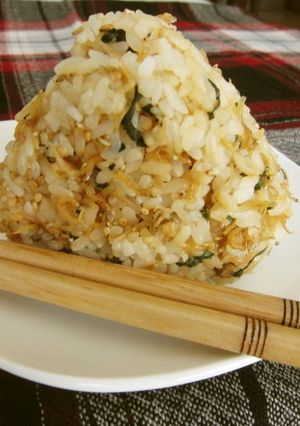 おにぎり大好き★④じゃこと大葉の味ぽん味-レシピのメイン写真