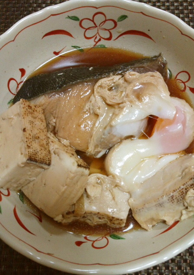 父直伝☆ぶりと焼き豆腐の煮物-レシピのメイン写真