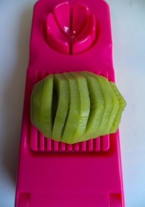 キウイの簡単綺麗スライスの仕方-レシピのメイン写真