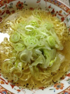 レタスラーメン-レシピのメイン写真