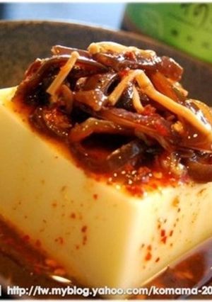 黑菇醬佐蛋豆腐．柯媽媽の植物燕窩-レシピのメイン写真