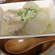 スープも美味!鶏手羽元と大根のトロトロ煮