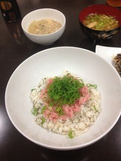 茗荷入り酢飯でネギトロ丼-レシピのメイン写真