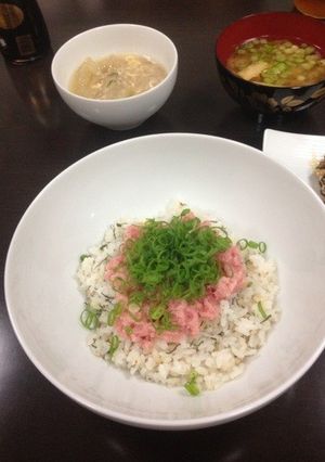 茗荷入り酢飯でネギトロ丼-レシピのメイン写真