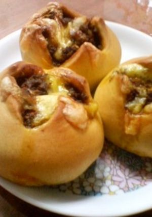 手捏ねで☆焼きチーズカレーパン-レシピのメイン写真