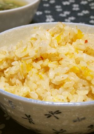 カニ缶で炊き込みご飯☆えのきと卵入り-レシピのメイン写真