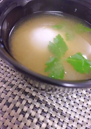 落とし卵の味噌汁-レシピのメイン写真