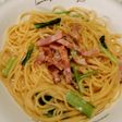ベーコンとほうれん草のクリームパスタ