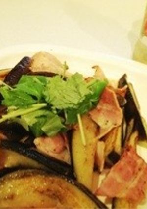 ベーコンと秋なすで簡単☆おつまみサラダ-レシピのメイン写真