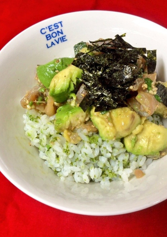包丁も使わない！なんて簡単！アボアジ丼-レシピのメイン写真
