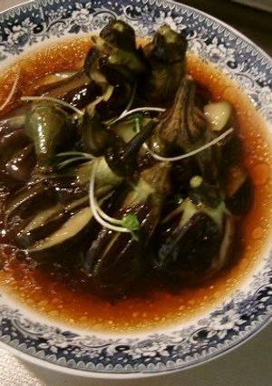 家庭菜園の秋茄子で、カイワレ入り茶筅なす-レシピのメイン写真
