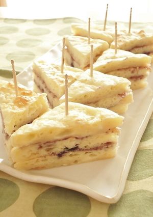 穴あきチーズみたいな形のケーキ-レシピのメイン写真