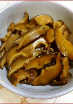 干し椎茸を甘く煮ておく-レシピのメイン写真