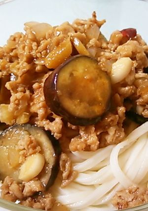 簡単にできる!茄子の肉味噌かけうどん-レシピのメイン写真