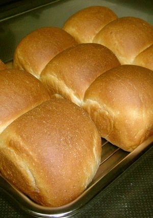 パン好きの友達絶賛!「金の食パン」-レシピのメイン写真