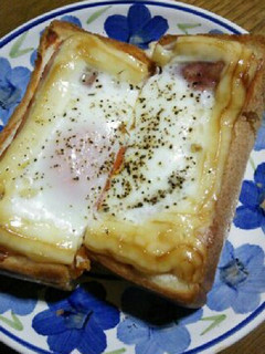 簡単☆目玉焼きトースト♪-レシピのメイン写真