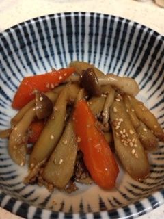 ごぼうとしめじのそぼろ煮-レシピのメイン写真
