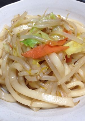 カット野菜で焼きうどん♪-レシピのメイン写真