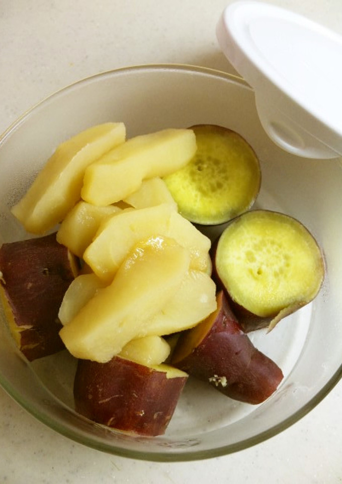 炊飯器で煮物★薩摩ちゃんと林檎♪-レシピのメイン写真