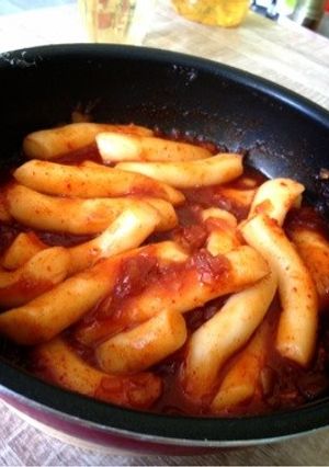 ♡トッポッキ -ヤンニョムチキン味-♡-レシピのメイン写真