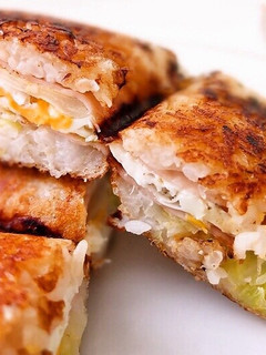 ホットサンドメーカーで焼きおにぎり-レシピのメイン写真