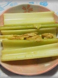 セロリのわさび漬け-レシピのメイン写真