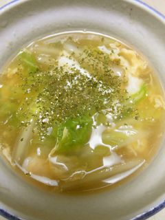 白菜と玉子のコンソメスープ-レシピのメイン写真