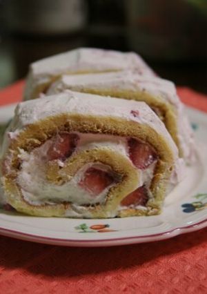 苺*ロールケーキ-レシピのメイン写真