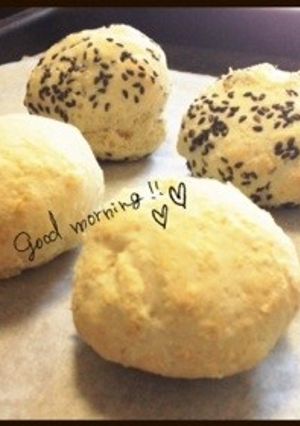 手捏ねで簡単お豆腐ぱん-レシピのメイン写真
