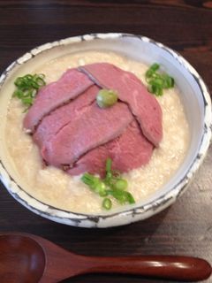 ローストビーフのとろろ丼(再現レシピ)-レシピのメイン写真