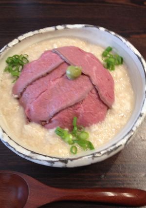 ローストビーフのとろろ丼（再現レシピ）-レシピのメイン写真