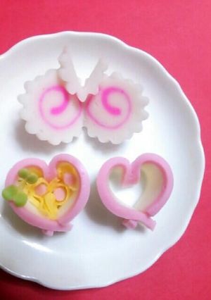 かまぼこ で可愛く ハ—トの飾り切り-レシピのメイン写真