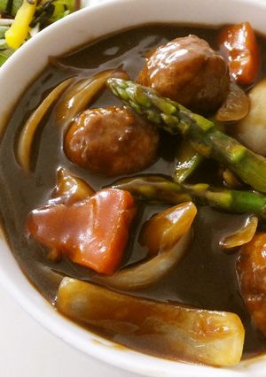 ハンバーグ種で肉団子→シチュー-レシピのメイン写真
