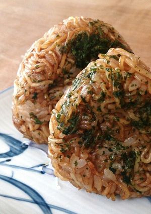 焼きそば☆おにぎり-レシピのメイン写真