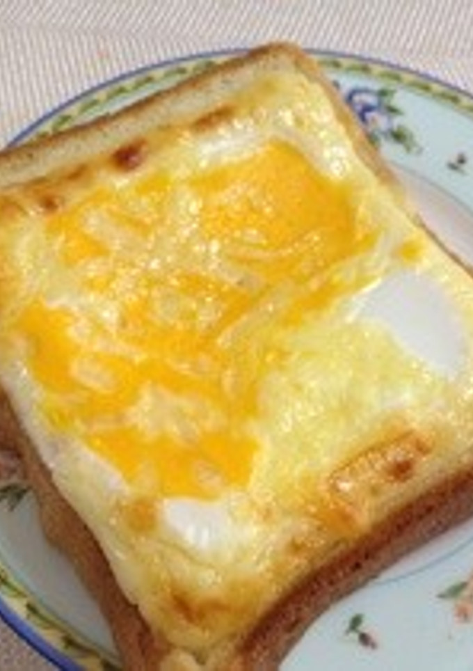 朝食にこれ一枚＊たまごのせトースト-レシピのメイン写真