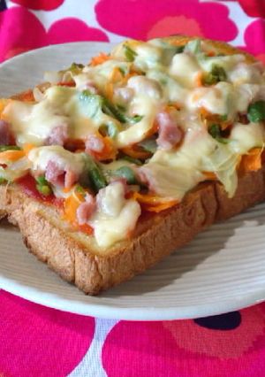生ハムと野菜のチーズトースト-レシピのメイン写真