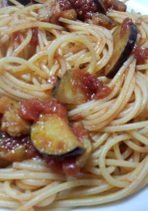 トマト缶で簡単☆なすとトマトのパスタ-レシピのメイン写真